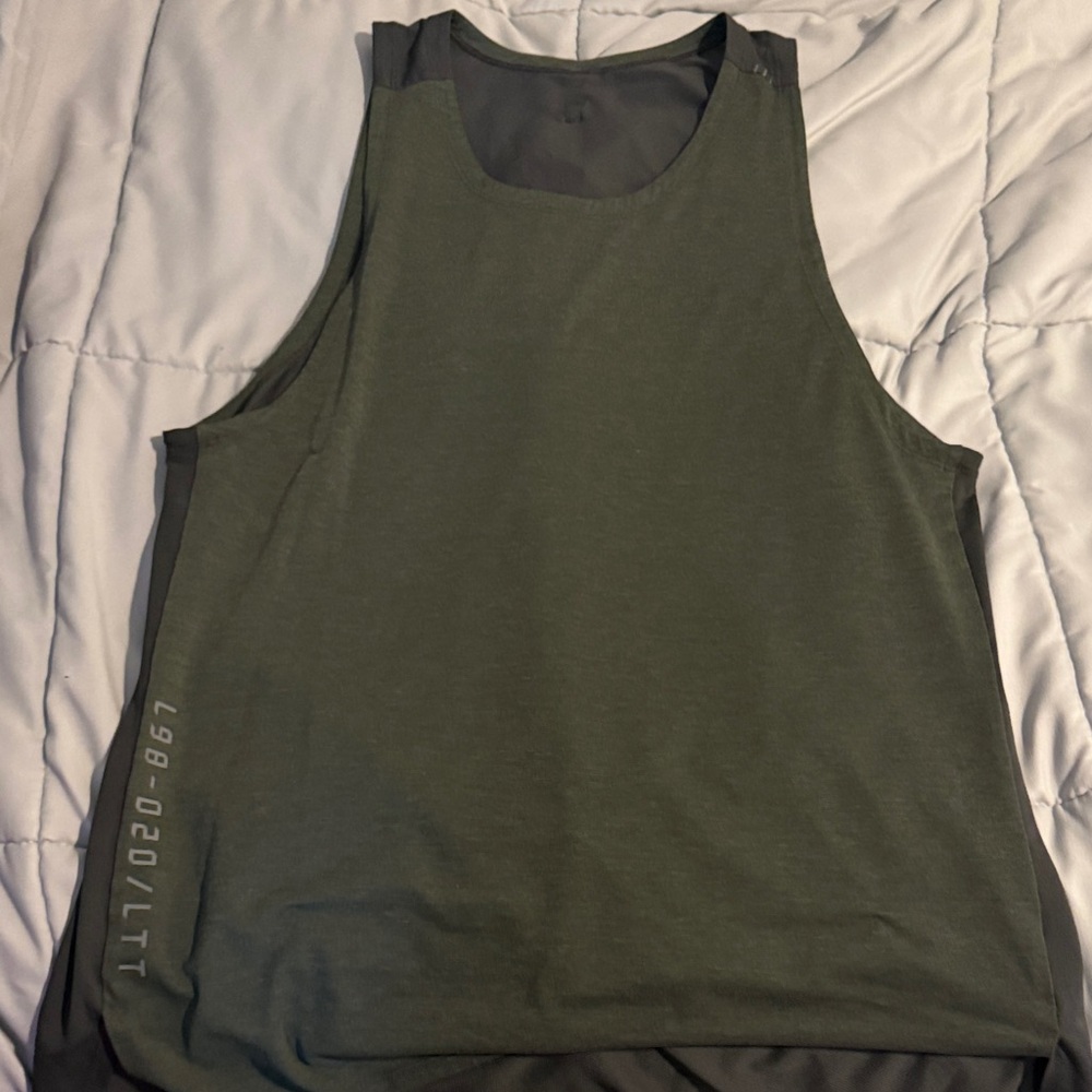 Mens charcoal/olive lululemon tank top sz L